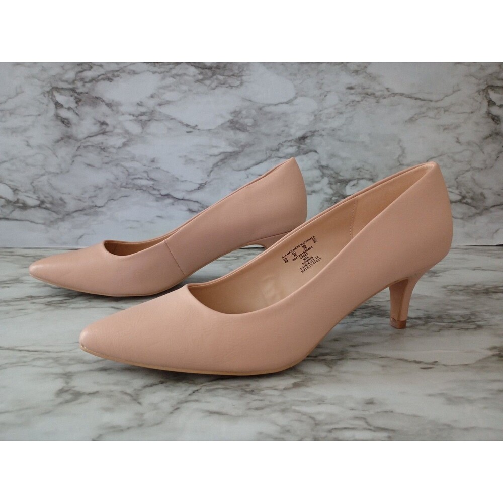 Covington Beige High Heel Pumps Size 8M